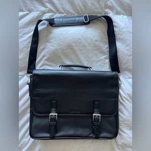 Kenneth Cole Reaction black leather messenger bag!